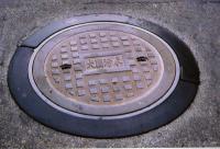 人孔蓋安全護框